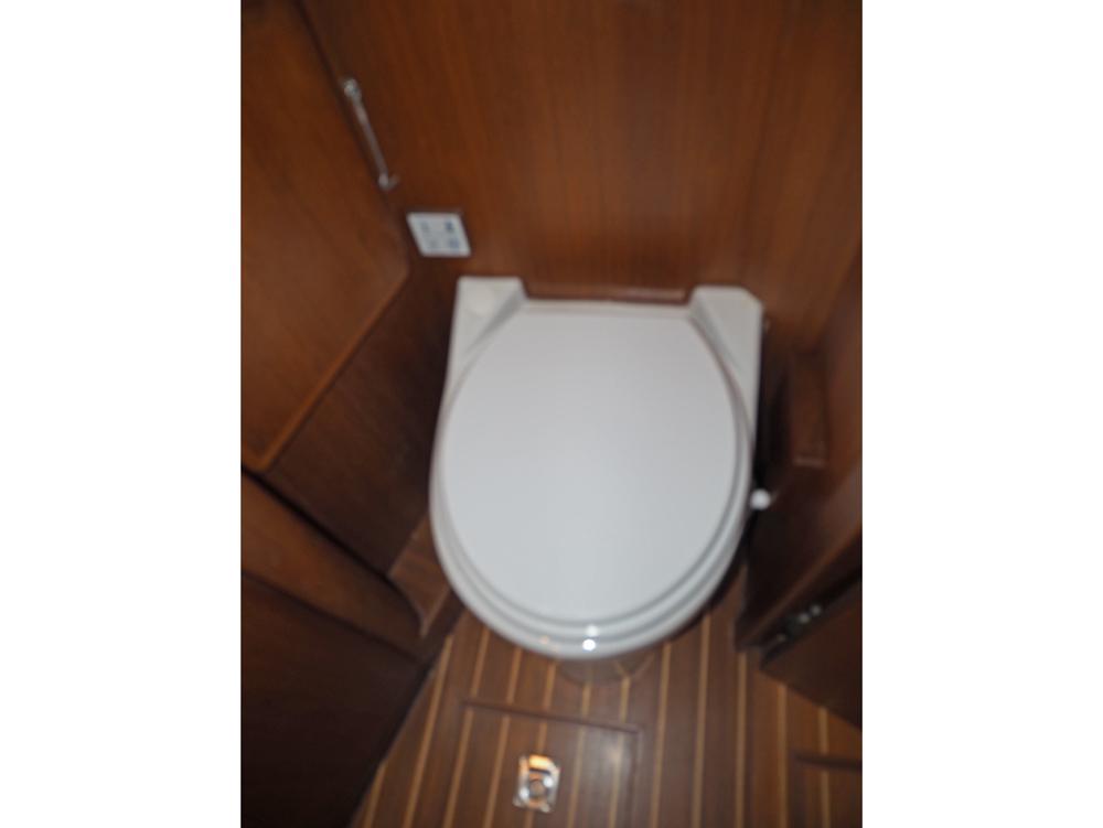 Fore ship, Accommodation